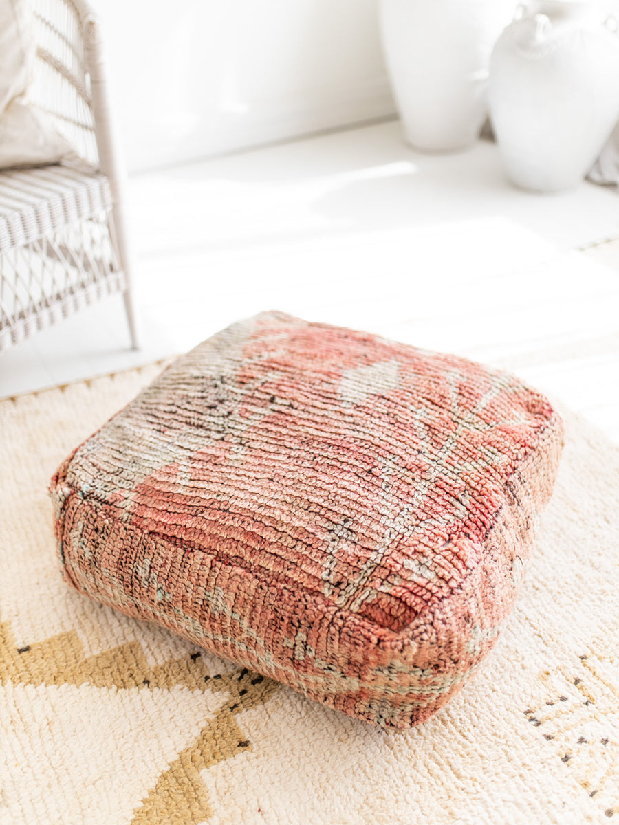 Moroccan-Floor-Cushion-Pink-