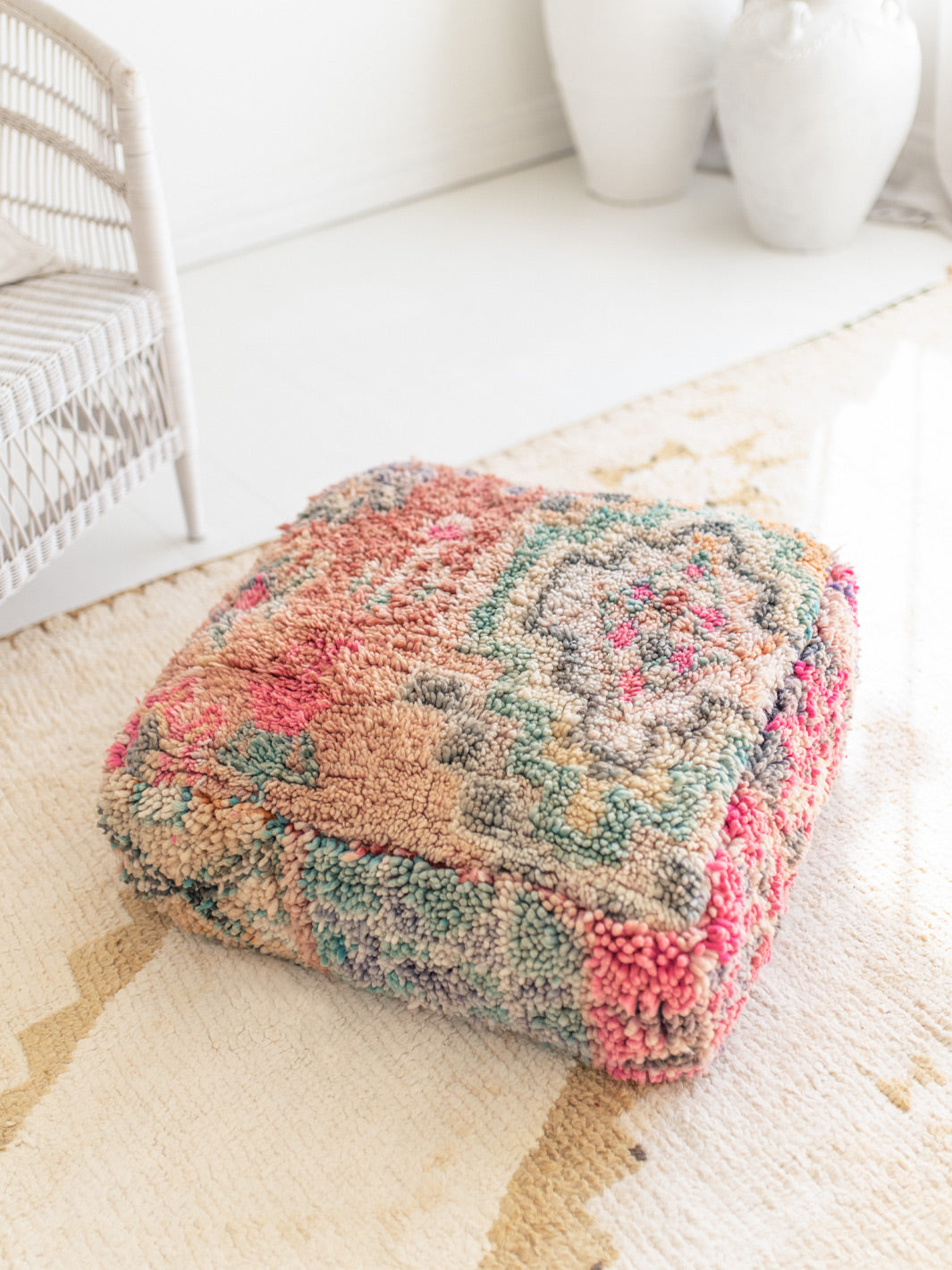 vintage floor cushionトロピカルピンク